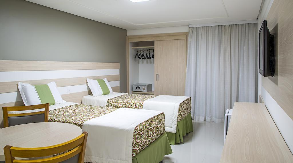 Quarto Duplo com Varanda